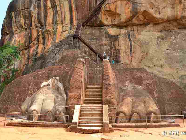 Sigiriya Treppe zur Festung