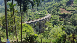 Eisenbahn-Viadukt-Sri-Lanka